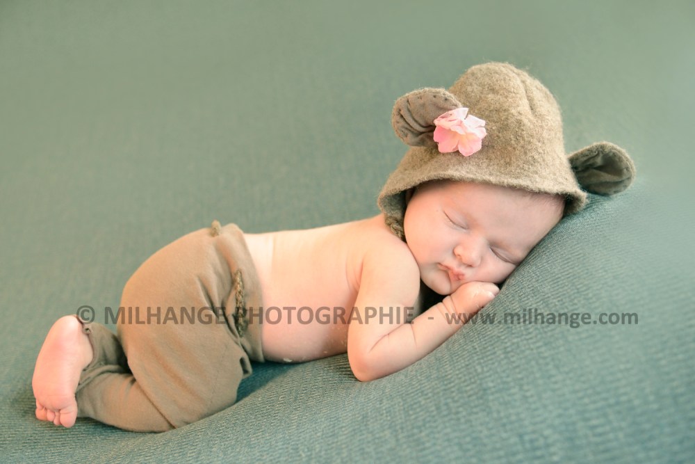 photo-studio-bebe-nouveau-ne-libourne-bordeaux-charente-maritime-gironde-6