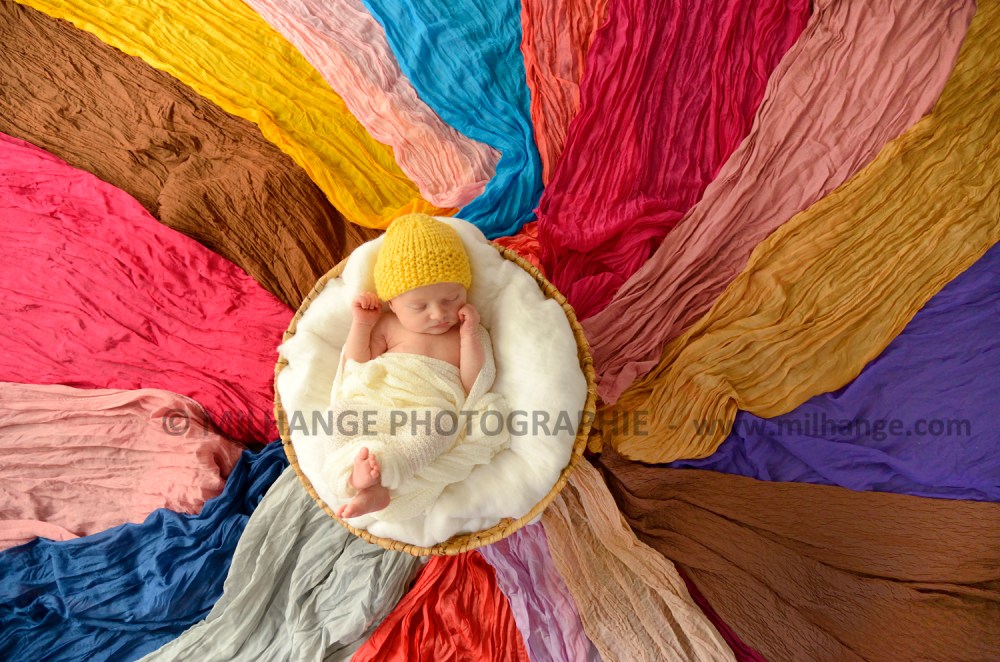 photo-studio-bebe-nouveau-ne-libourne-bordeaux-charente-maritime-gironde