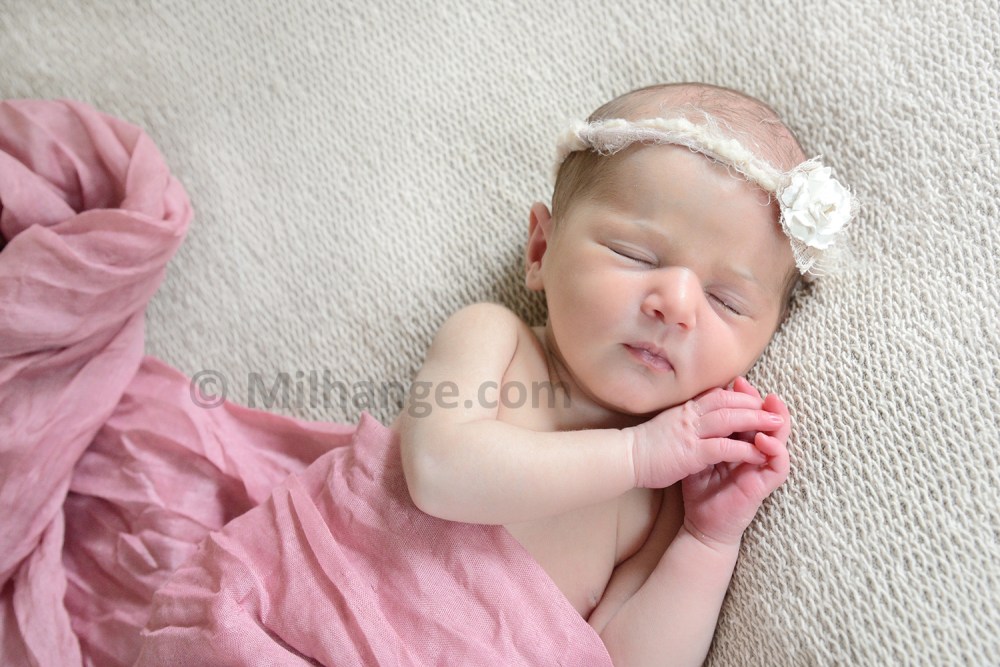 photo-studio-nouveau-ne-bebe-bordeaux-saintes-5