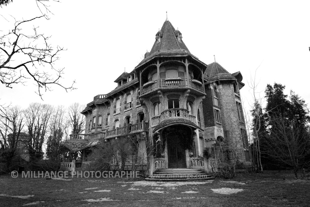 photo-urbex-manoir-colimacon-exploration-urbaine-4