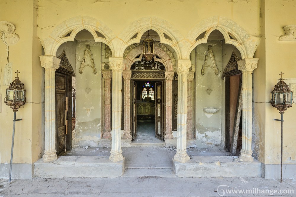 photo-urbex-exploration-urbaine-patio-levant-abandonne-decay-10