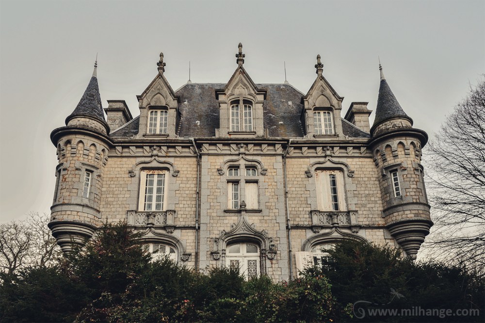 photo-urbex-chateau-abandonne-petit-prince-castle-decay-france-4