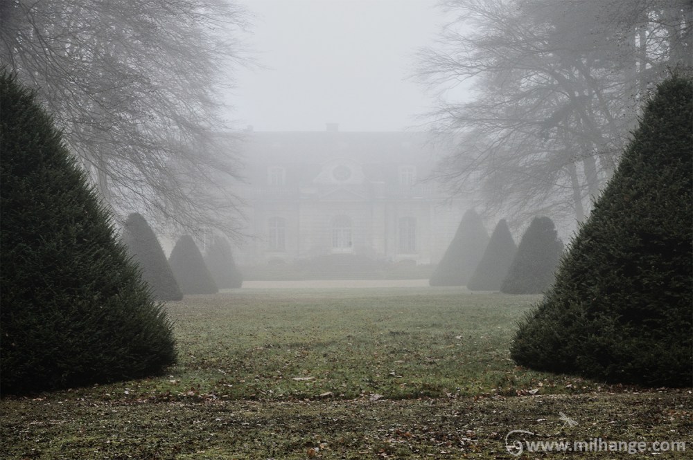 urbex-chateau-de-pan-abandonne-castle-decay-france-3